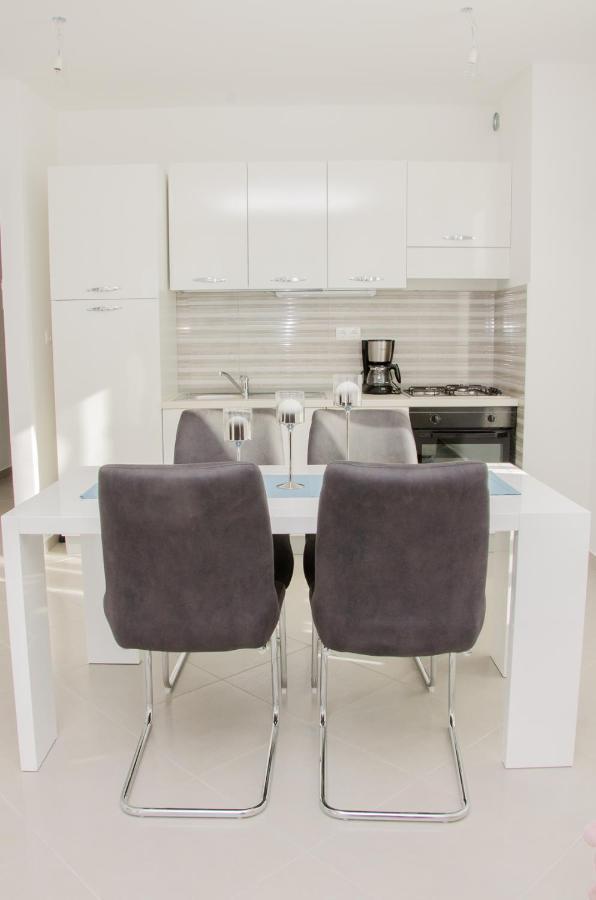 Apartman Leona Villa Nehaj 센 외부 사진