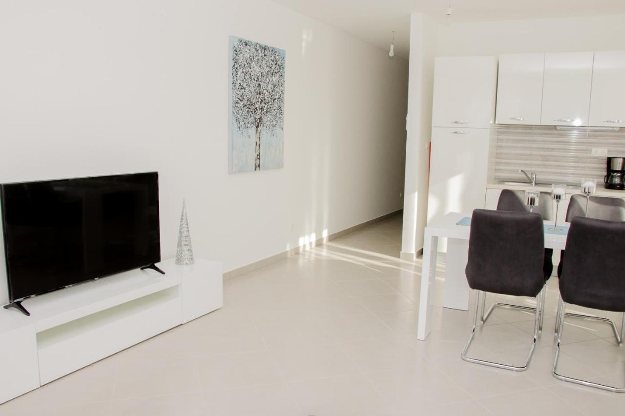 Apartman Leona Villa Nehaj 센 외부 사진